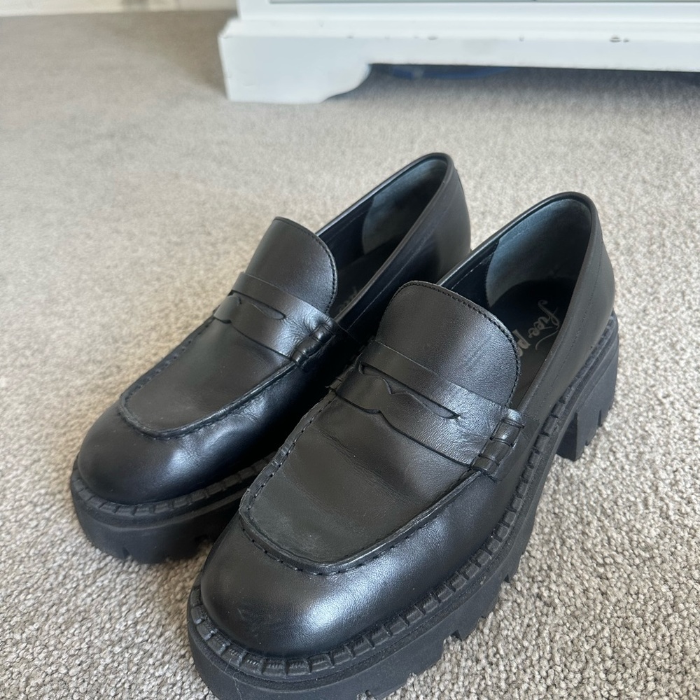 Women’s Black Loafers